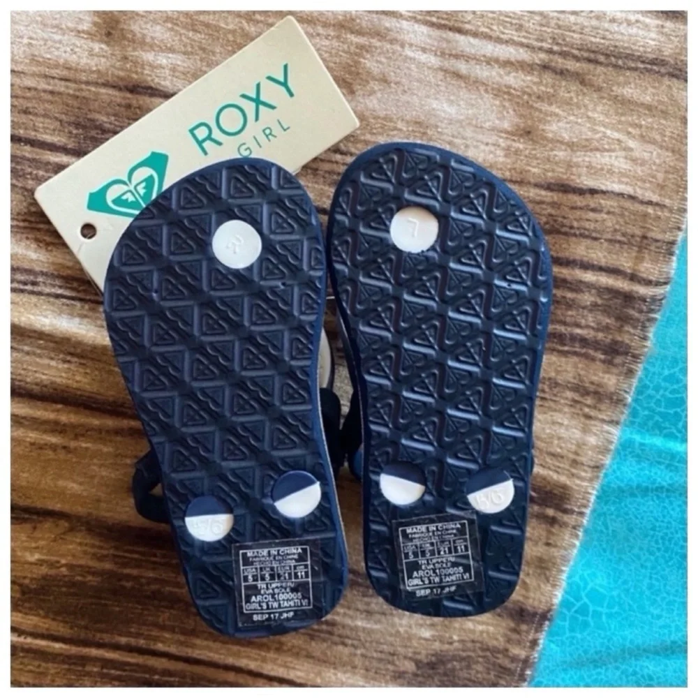 Roxy Tahiti toddler sandals